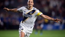 Сензационно! Моуриньо връща Ибрахимович във Висшата лига