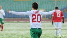 Героят Александър Тонев не е сигурен за титулярното си място