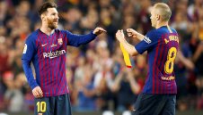 Иниеста не вижда Меси отново в Барса