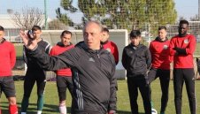 В Казахстан: Илиан Илиев е вариант за треньор на Иртиш