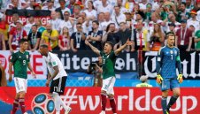 Сензацията е факт! Ацтеките взеха скалпа на световния шампион Германия + ВИДЕО