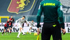 Юбилярят Кристиано Роналдо измъкна Юве с две дузпи