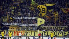 Дортмунд предупреди феновете си: В Солун е опасно