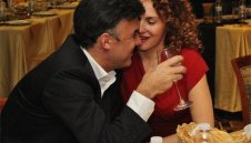 Боби седял на една маса с Кристиано Роналдо и Луиш Фиго