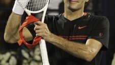 Федерер мина и през Дел Потро по пътя си към поредния финал в Дубай