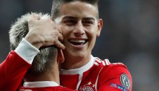 Специалния хлътна по Хамес Родригес