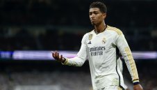 Проблем в рамото на Белингам стресна Кралете