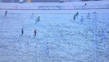 Прекратиха Славия - Лудогорец заради снежна буря