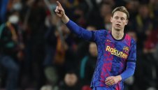 Де Йонг мрази Манчестър, мисли за Байерн и Челси