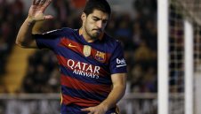 След близо 20 месеца Суарес отново ще играе за Уругвай