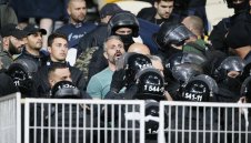 Нови кървави свади в ШЛ! Намушкаха украинци в Неапол