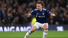 Интересно! Английски национал се контузи по време на купон