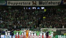 Волфсбург засрами Байерн! "Вълците" с 4-ма в идеалния отбор на ШЛ