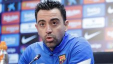 Шави бесен след поредната издънка на Барса