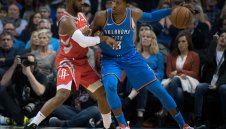 Ракетите продължават да летят ниско в НБА