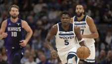 Везенков за трети път остана без точка в НБА