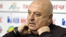 Венци Стефанов с нов бисер: Трябва да си свием дупенцата, баба знае и две