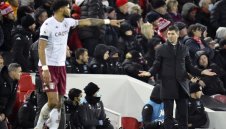 Коронавирусът плъзна и в Астън Вила