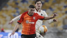 Бивша звезда на ЦСКА подписа нов договор с гранда на Украйна