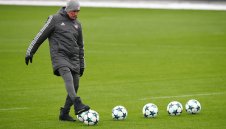 Дон Юп: Оставам ли в Байерн? Стига сте ми губили времето