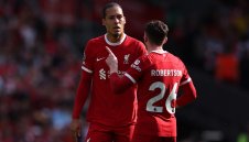 Ще си ходи ли с Клоп? Ван Дайк каза всичко за Ливърпул