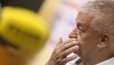 Крушарски за спиране на футбола: Плащах 8 месеца без да играят, пак ще плащам
