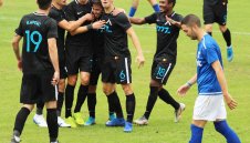 Левски съсипа Спартак Варна, юноша на "сините" блести + ВИДЕО