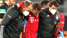 Месец след операция на менискус: Кимих искал битка с "биковете"