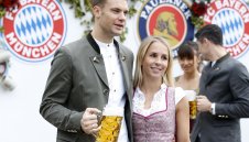 "Старата дама" е любима на Нойер