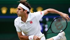 Федерер не играе, но печели повече от другите