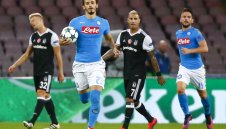 Безобразна защита провали Наполи срещу Бешикташ + ВИДЕО