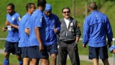 Жуниньо и Силва възроптаха срещу Пaрейра