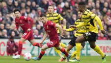 Новият лидер Ливърпул мина през Уотфорд без да си дава зор