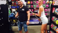 Херцог напляска Сесил за 103 минути