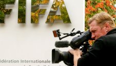 Ембарго в Испания: ФИФА забранява трансферите на Реал и Атлетико