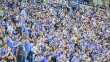 Левски се изложи, но феновете са обединени + ВИДЕО