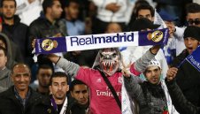 Фенове на Реал псуват звездите на Карлето