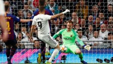 Тер Стеген плаши Нойер, но Йоги не се трогна