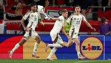 Уникална драма: Унгария би шута на Шотландия с гол в 100-ата минута