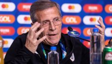 Уругвай изгони легендата Оскар Табарес