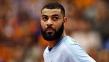 Притеснение във волейбола: Нгапет в болница с коронавирус