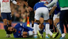 Ужасяваща контузия помрачи Евертън - Тотнъм