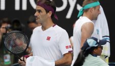 Луд мач! Федерер спаси 7 мачбола и пак е полуфиналист в Мелбърн + СНИМКИ