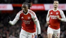 Съотборник за Еберечи Езе: Той е „завършен играч“