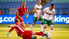 Случи се! България най-после записа победа на футбол