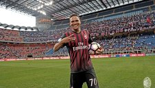 Шева иска повече от Бака