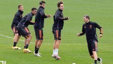 Юве тръгна само с двама нападатели за Киев + СНИМКИ