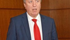 Звездоброецът Лупи тласка ЦСКА към дъното