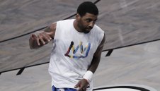 В Далас вече мислат за титлата след идването на Кайри