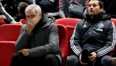 Заради поредица от издънки: Юнайтед замразява преговорите с Моуриньо